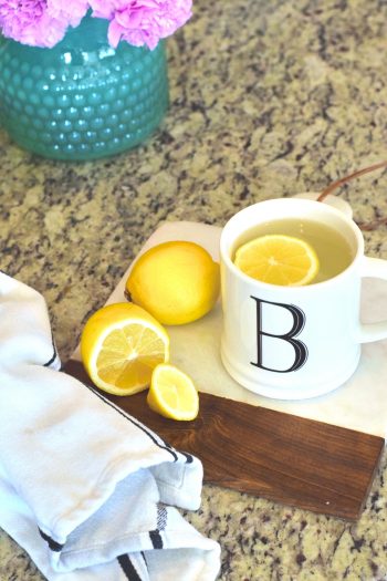 5 Benefits of Lemon Water